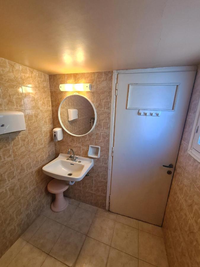 Avrahostelroom Kerpe Dış mekan fotoğraf